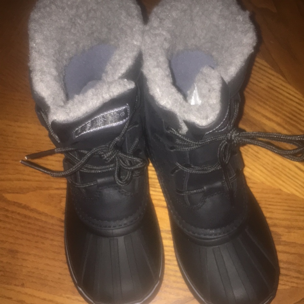 New boys London fog water resistant size 1